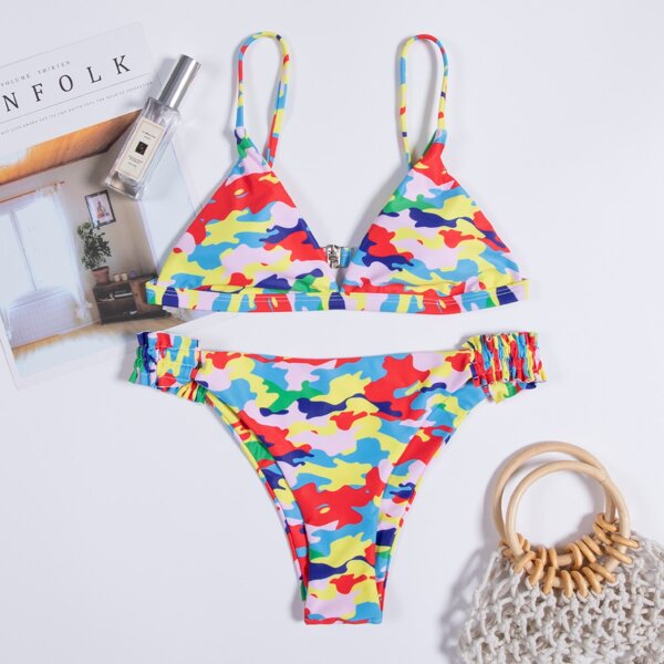 

Camo Pattern Triangle Bikini Swimsuit, Multicolor