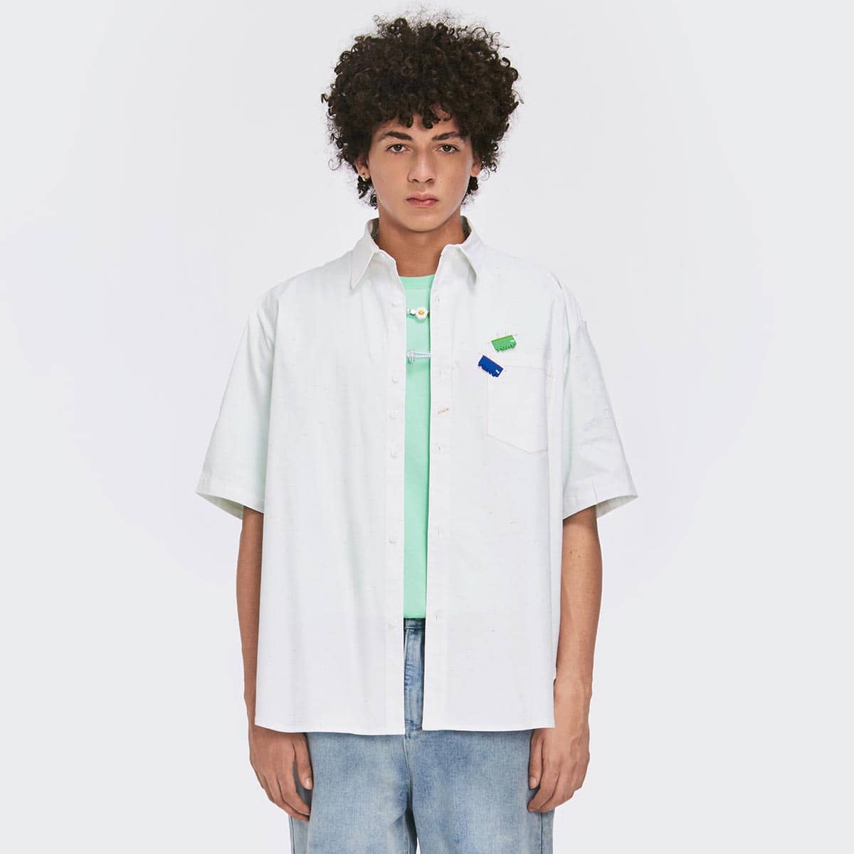 

Guys Letter Patch Pocket Front Shirt, White