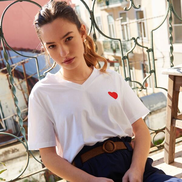 

Heart Embroidery V-neck Tee, White