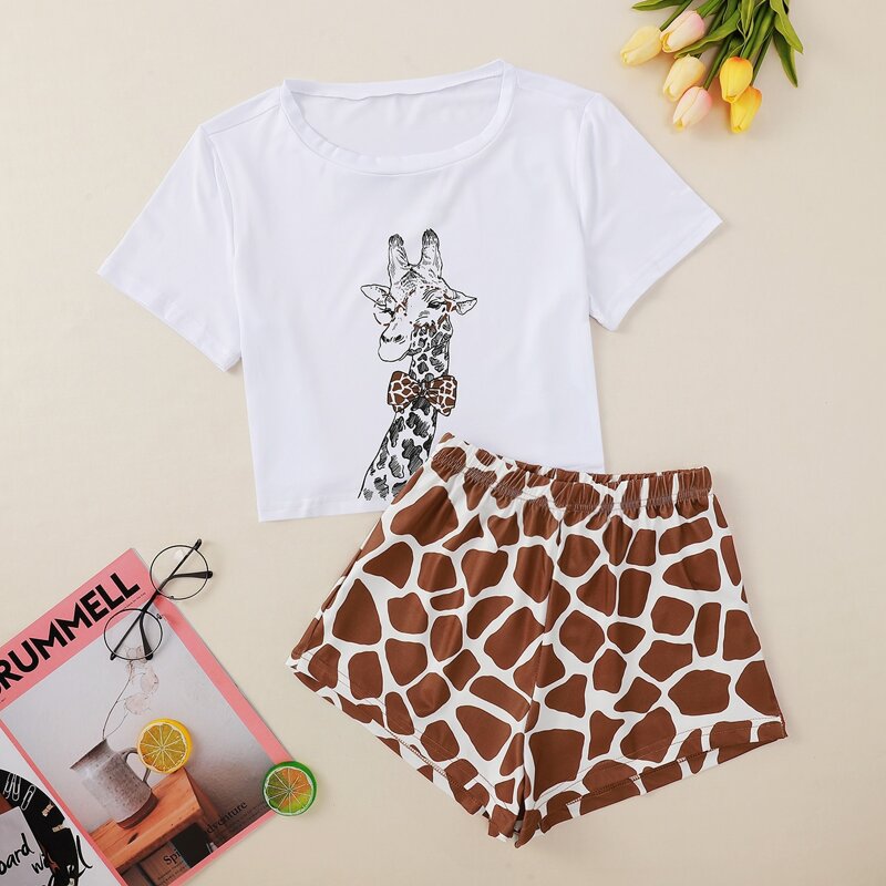

Giraffe Print PJ Set, Multicolor