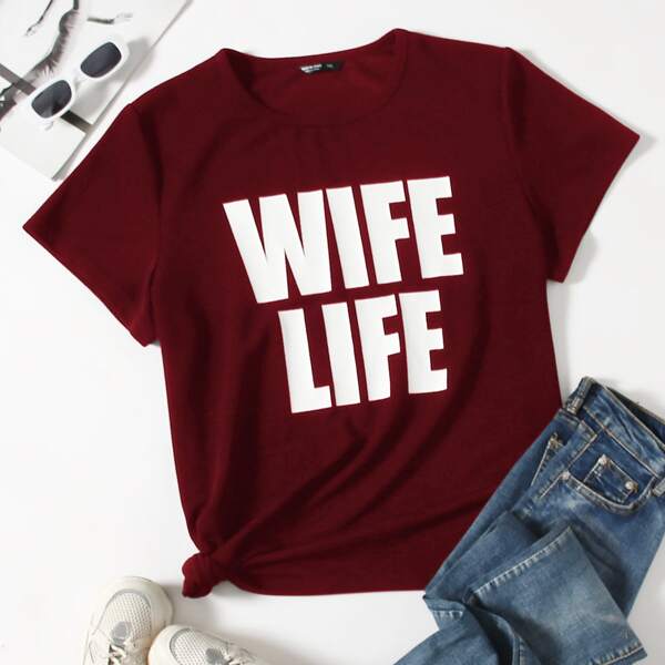 

Plus Letter Graphic Tee, Burgundy