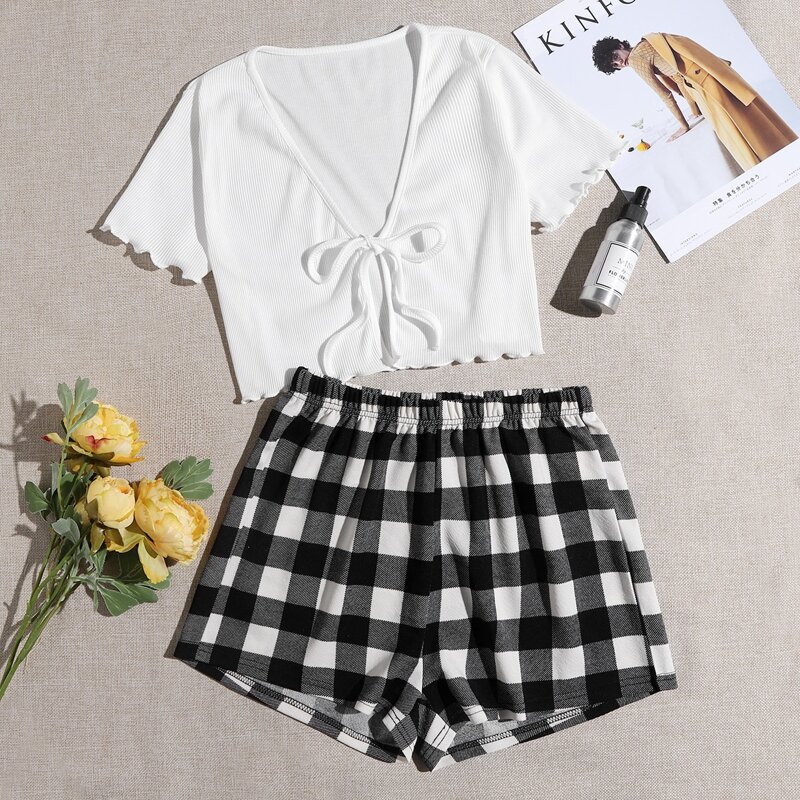 

Tie Front Crop Top & Gingham Shorts PJ Set, Black and white