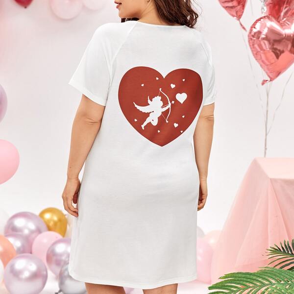 

Plus Raglan Sleeve Heart & Angel Print Nightdress, White