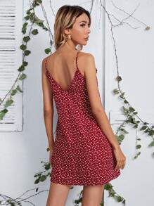 SHEIN VCAY 滿版心形圖案吊帶洋裝 - 酒紅色 - 查看 2