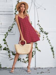 SHEIN VCAY 滿版心形圖案吊帶洋裝 - 酒紅色 - 查看 3