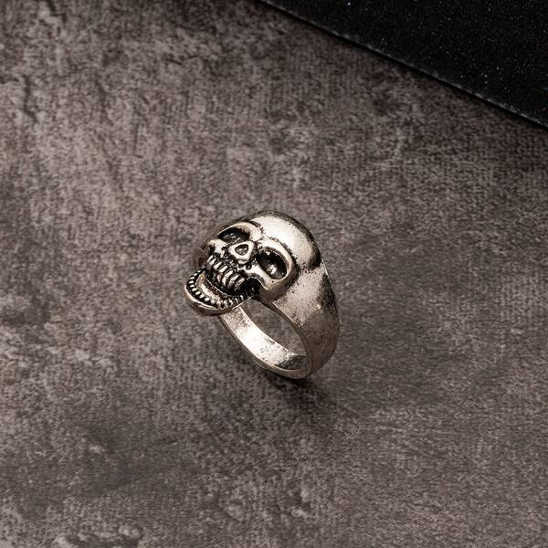 

Men Skull Detail Ring, Antique silver