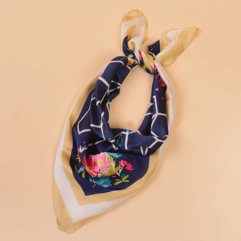 

Flower Pattern Bandana, Navy blue