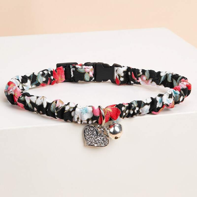 

Floral Pet Necklace, Multicolor