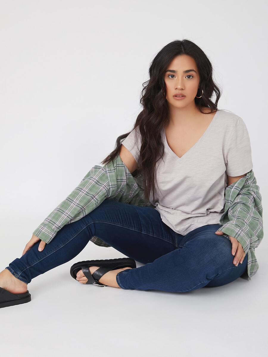 SHEIN BASICS Plus Cotton V-Neck Top - Light Grey - View 1