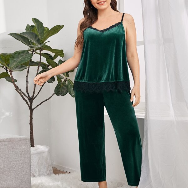 

Plus Lace Trim Velvet Cami Top & Pants PJ Set, Dark green