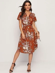 SHEIN Clasi Notch Neck Split Curved Hem Belted Dress - Rust Brown - View 1