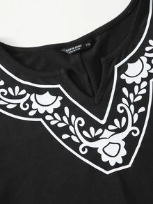 Camiseta de cuello V con estampado floral - Negro - Ver 4