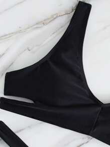 Cut-Out Side Bikini Set For Summer Beach Vacation - Black - View 5