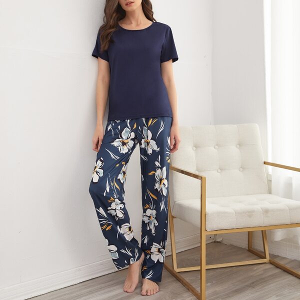 

Floral Print Tee & Pants PJ Set, Navy blue