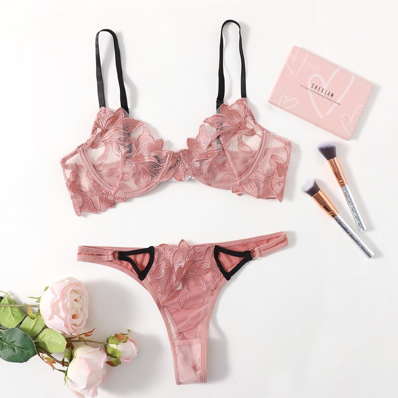 

Embroidered Mesh Underwire Lingerie Set, Dusty pink