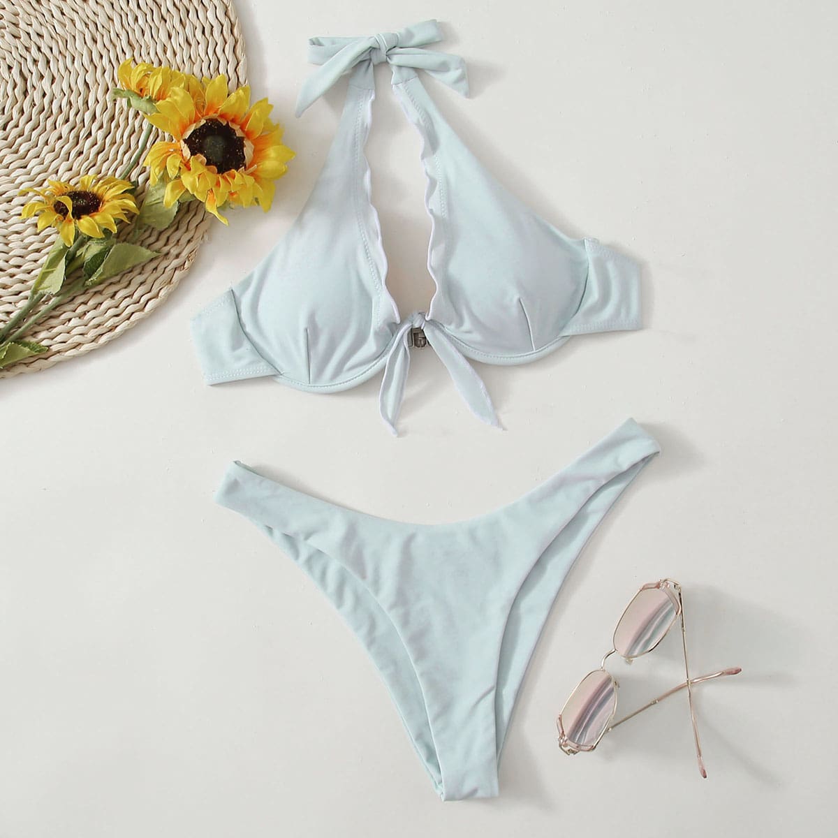 

Lettuce Trim Underwire Bikini Swimsuit, Baby blue