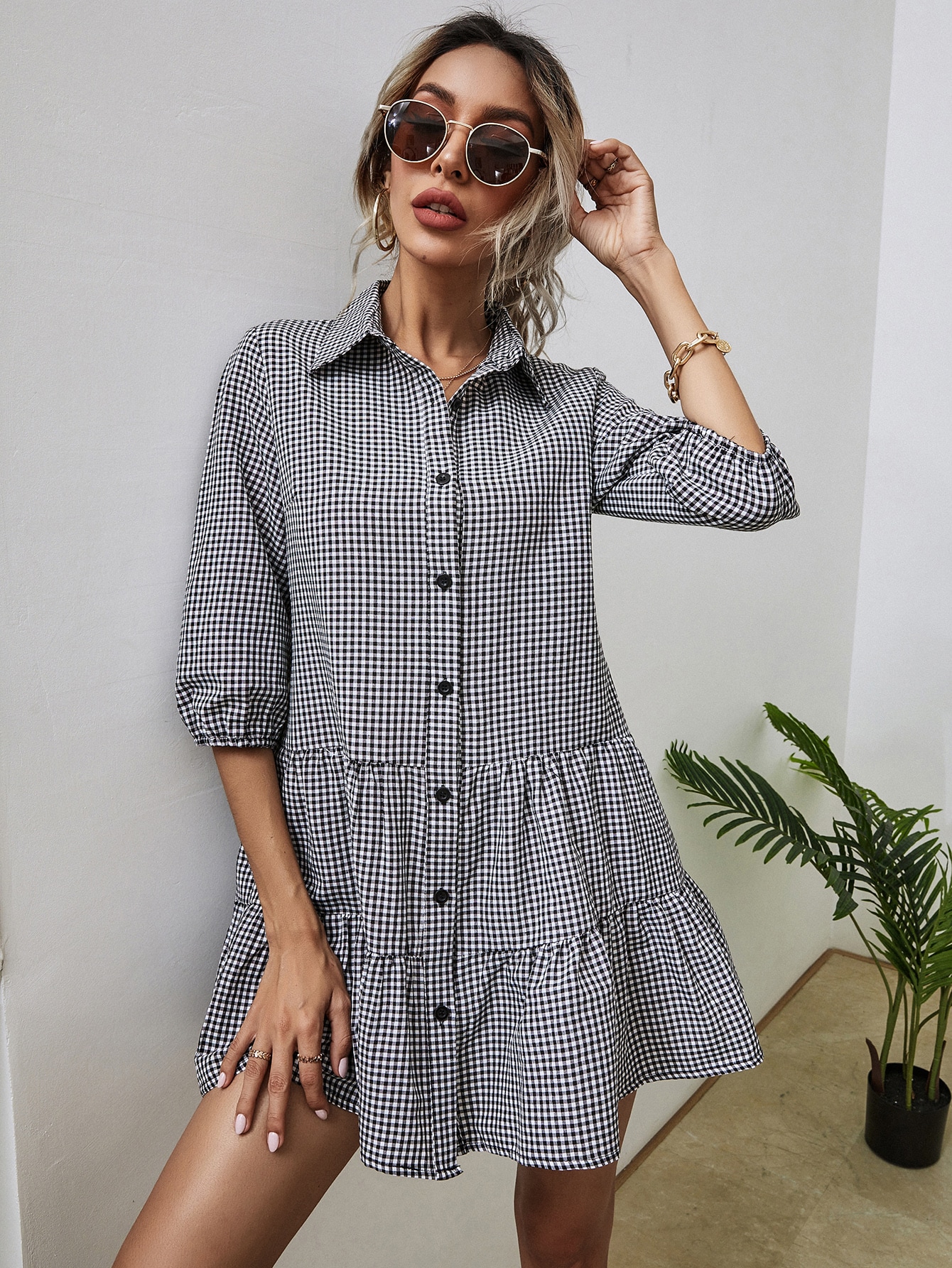 VESTITO STRUTTURATO CON RICAMI E PIZZO - Pesca | Italia / Italy - Foto 3