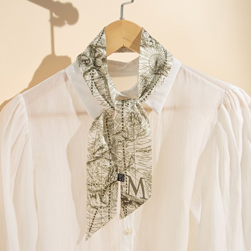 

Letter Graphic Skinny Scarf, Army green