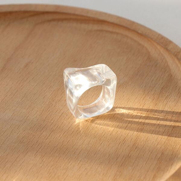 

Hollow Out Resin Ring, Clear