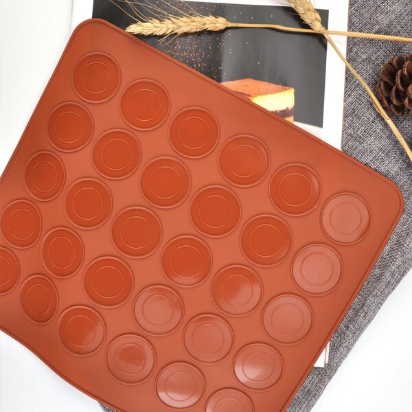 

1pc Silicone Baking Mat, Brown