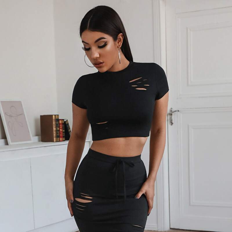 

Keyhole Crew Neck Crop Tee, Black
