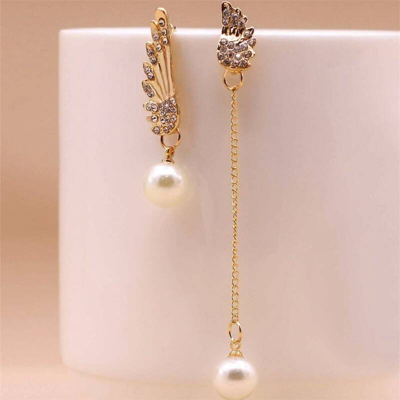 

Rhinestone Wing Mismatched Earrings, Gold