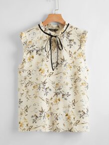 SHEIN VCAY 大碼褶邊繫帶領花卉上衣 - 彩色 - 查看 1