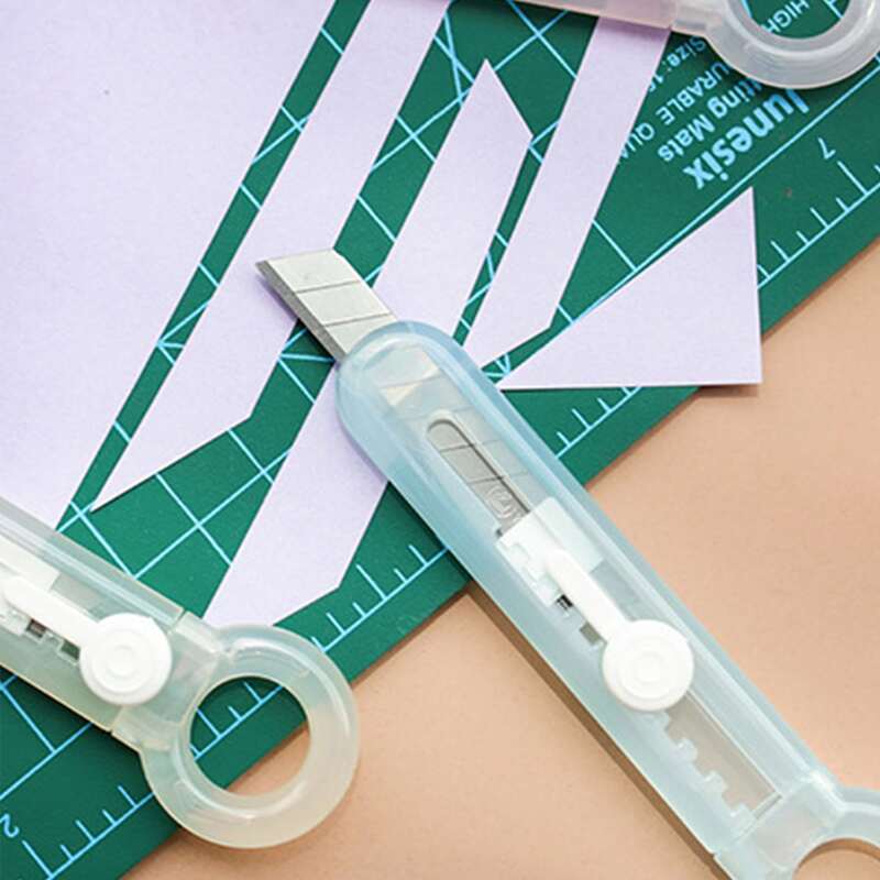 

1pc Random Color Mini Utility Knife, Multicolor
