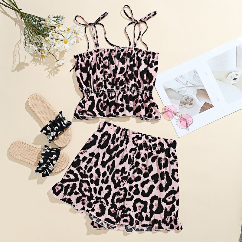 

Leopard Print Ruffle Hem Cami Top & Shorts, Multicolor