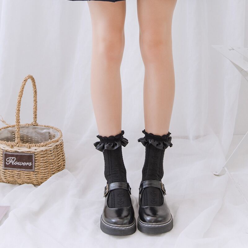 

Frill Trim Crew Socks, Black