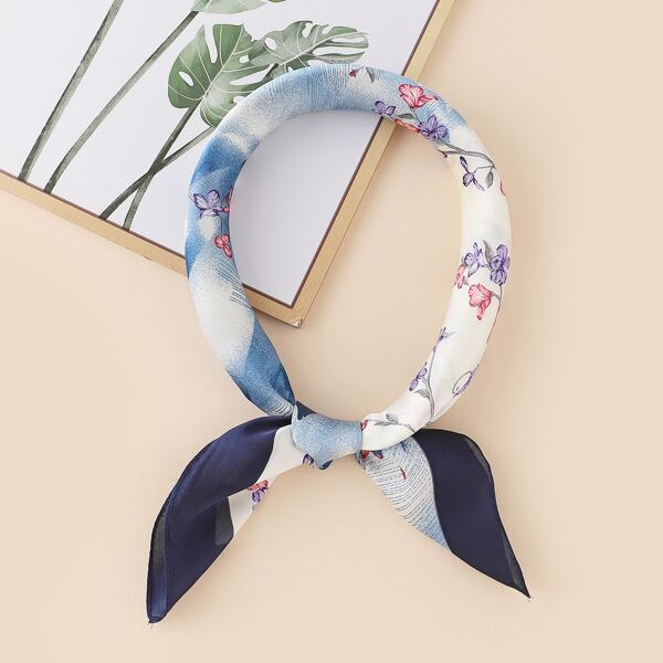 

Ditsy Floral Pattern Bandana, Multicolor