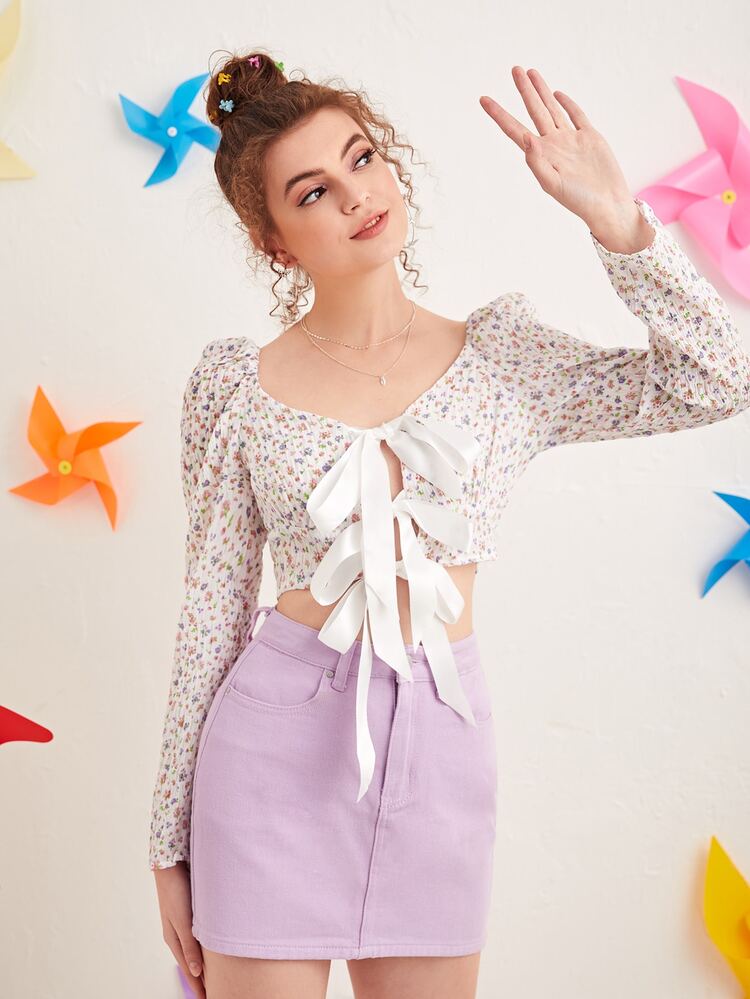 SHEIN Unity Tie Front Puff Sleeve Ditsy Floral Top - Multicolor - View 5