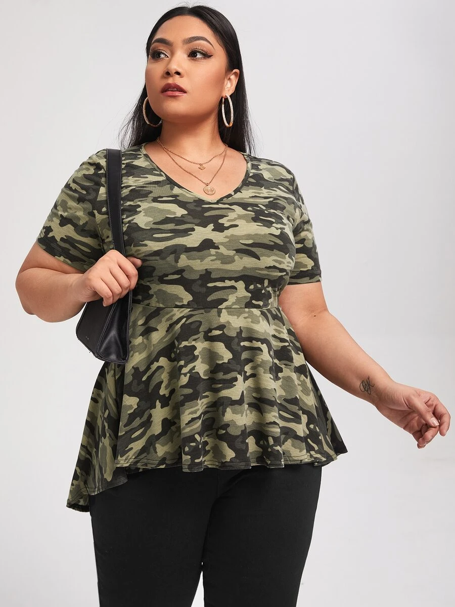 SHEIN Áo thun Plus size Bất đối xứng Ngụy trang Giải trí - Nhiều màu - Xem 1