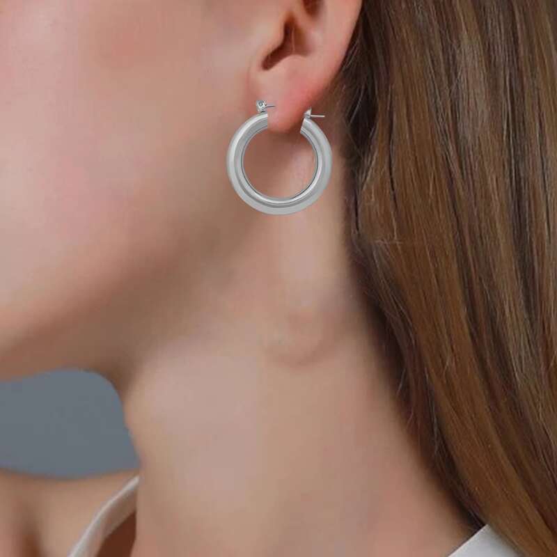 

Minimalist Hoop Earrings, Silver