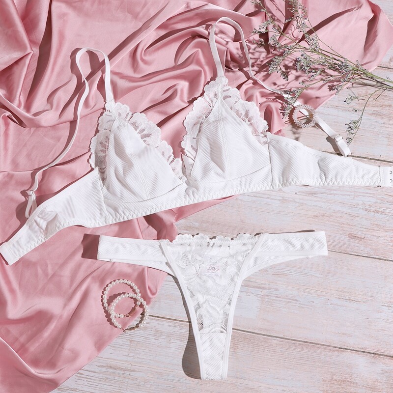 

Contrast Lace Lingerie Set, White
