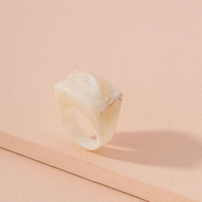

Minimalist Resin Ring, White