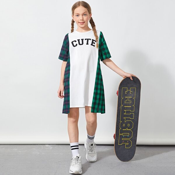

Girls Plaid Panel Asymmetrical Hem Letter Graphic Dress, Multicolor