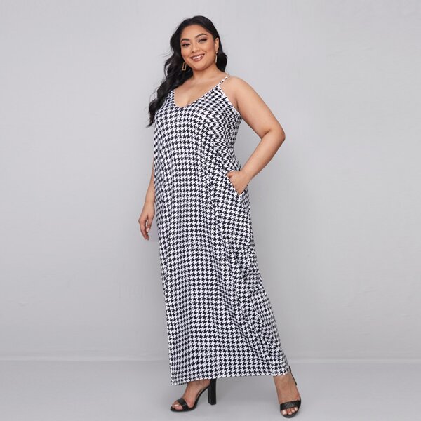

Plus Houndstooth Print Cami Dress, Black and white