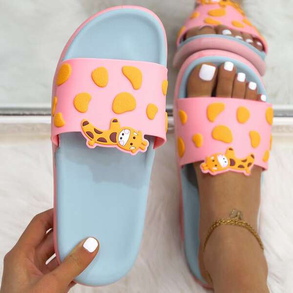 

Cartoon Animal Pattern Slides, Baby pink