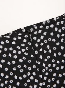 SHEIN Holidaya Ditsy Floral Tie Side Wrap Skirt - Black - View 5