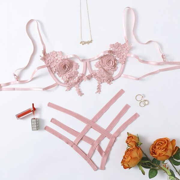 

Appliques Cut-out Underwire Lingerie Set, Dusty pink