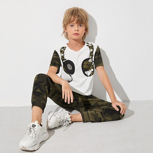 

Boys Graphic Tee & Camo Joggers Set, Multicolor