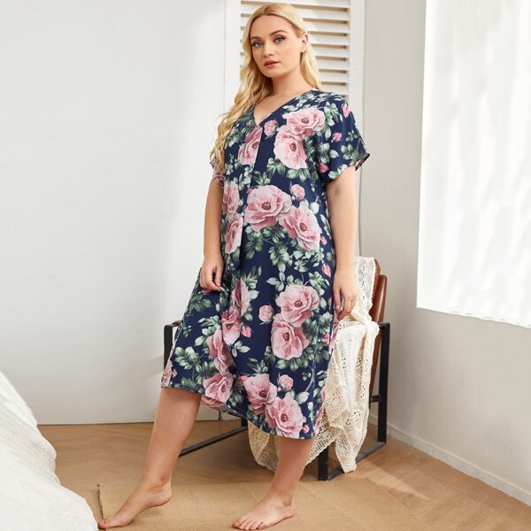 

Plus V-neck Floral Print Nightdress, Multicolor