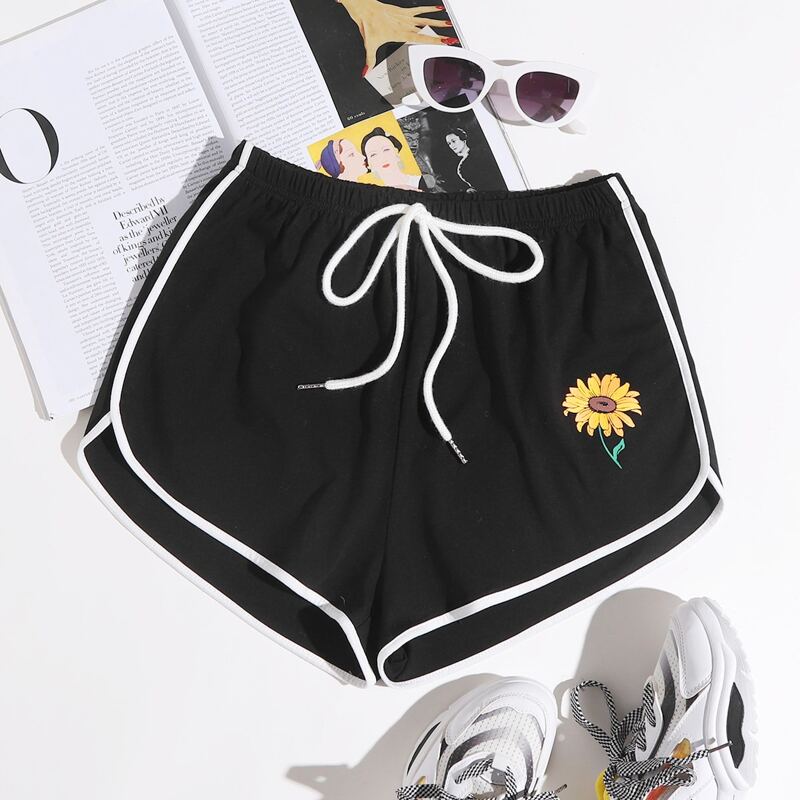 

Floral Print Dolphin Shorts, Black