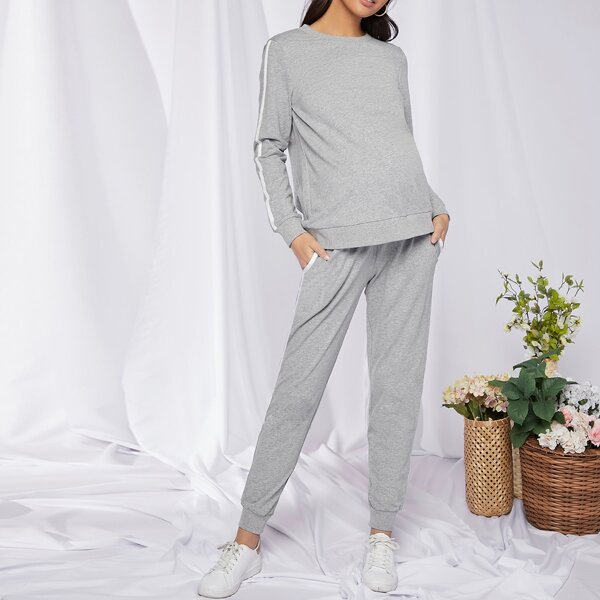 

Maternity Tape Side Pullover & Sweatpants Set, Light grey
