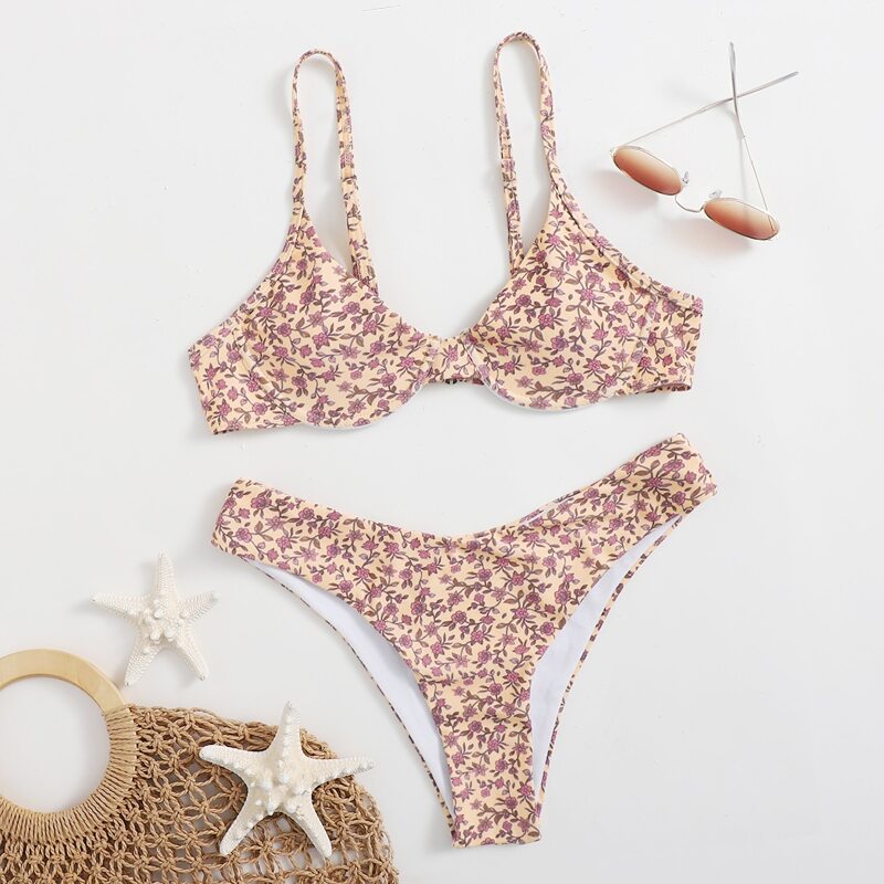 

Ditsy Floral Underwire Bikini Swimsuit, Multicolor