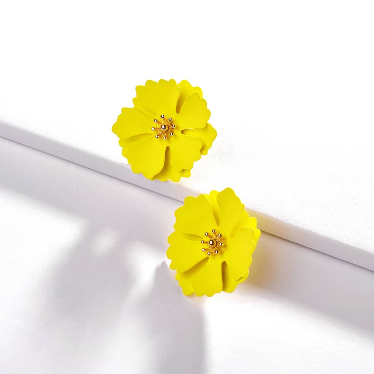 

Flower Design Stud Earrings, Yellow