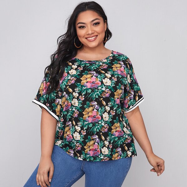 

Plus Batwing Sleeve Floral & Striped Spliced Tee, Multicolor