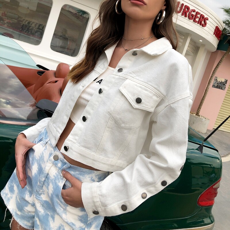 

Drop Shoulder Flap Pocket Crop Denim Jacket, White