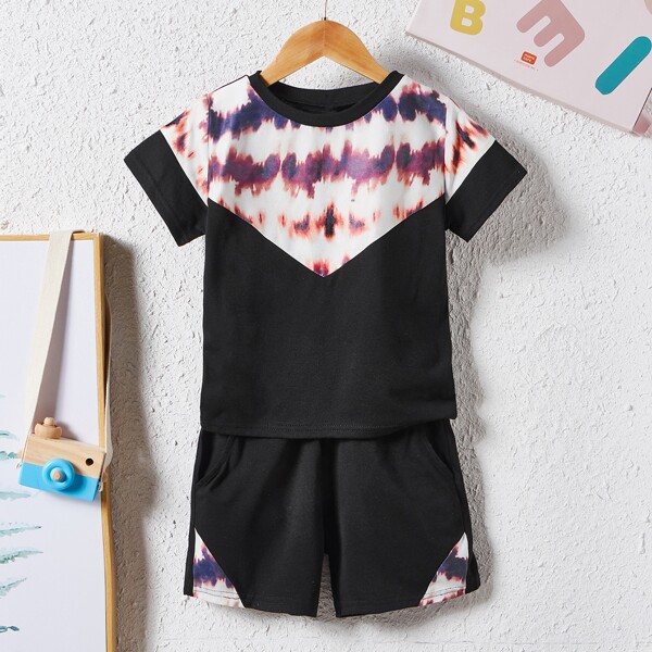 

Toddler Boys Graphic Print Spliced Tee With Track Shorts, Black